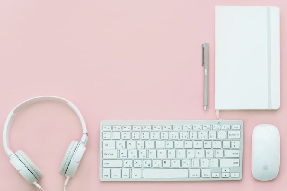 ポートフォリオサイト・作品事例サイト用WordPressテンプレートおすすめ５選（初心者向き日本語スマホ対応テーマ）