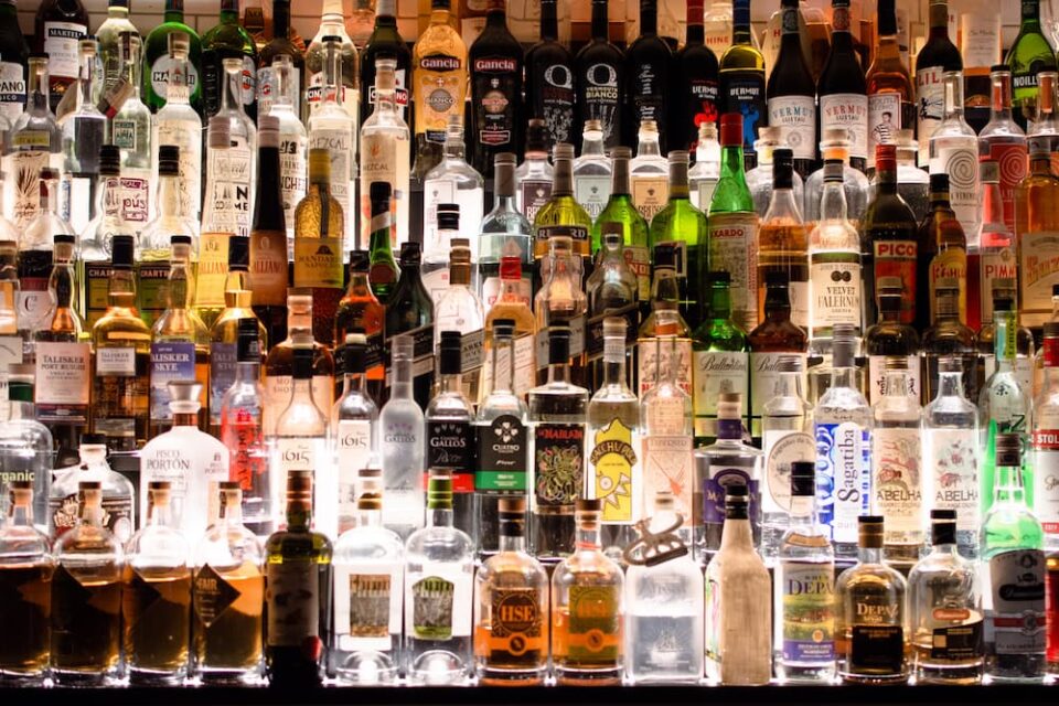 酒屋・酒蔵・リカーショップ用WordPressテンプレートおすすめ５選（初心者にも簡単なスマホ対応テーマ）